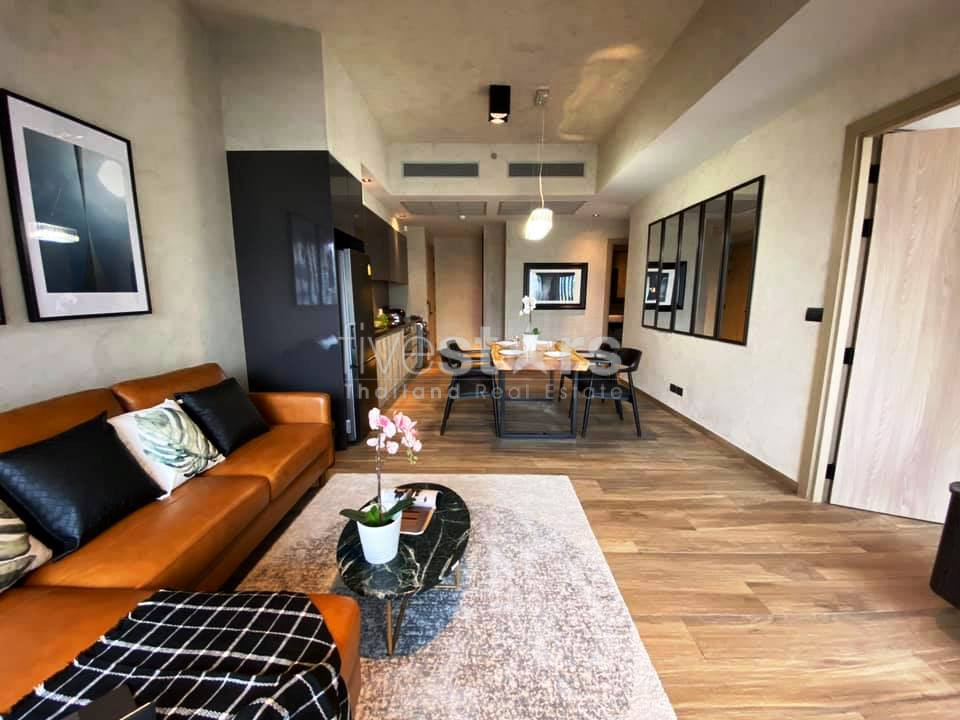 Loft style 2 bedrooms condo for rent in Asoke near MRT Petchaburi and airport link, photo 4