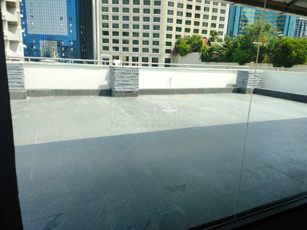 Pet friendly 4 bedrooms large balcony apartment for rent in Sukhumvit, photo 19