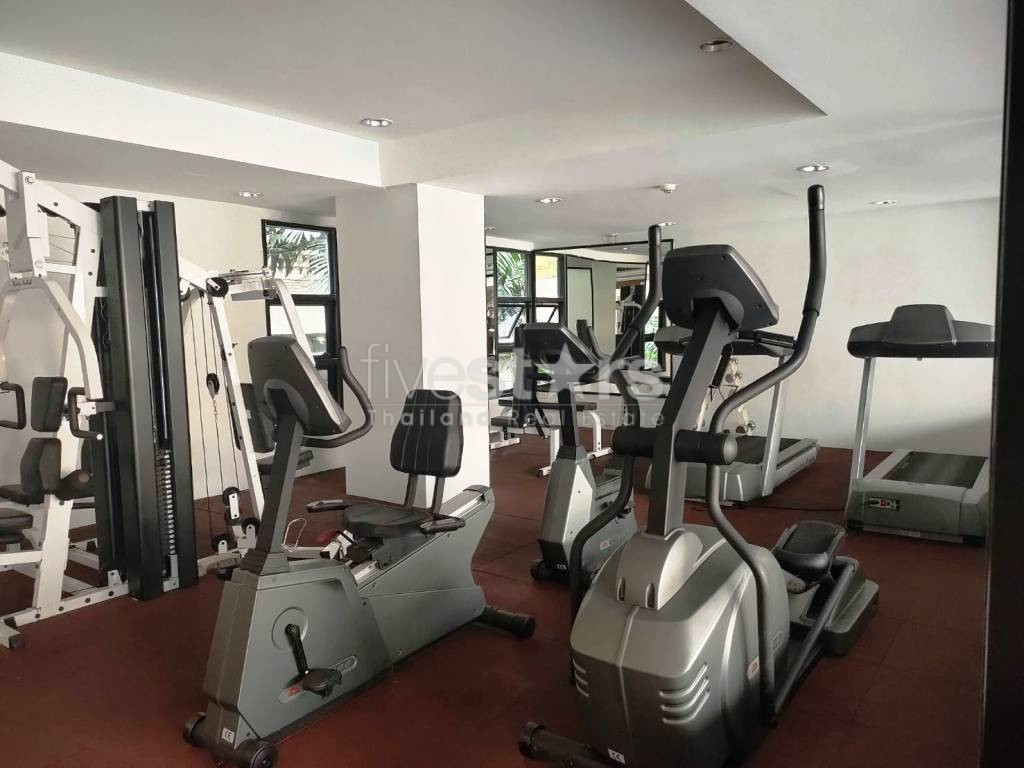 Pet friendly 4 bedrooms large balcony apartment for rent in Sukhumvit, photo 23