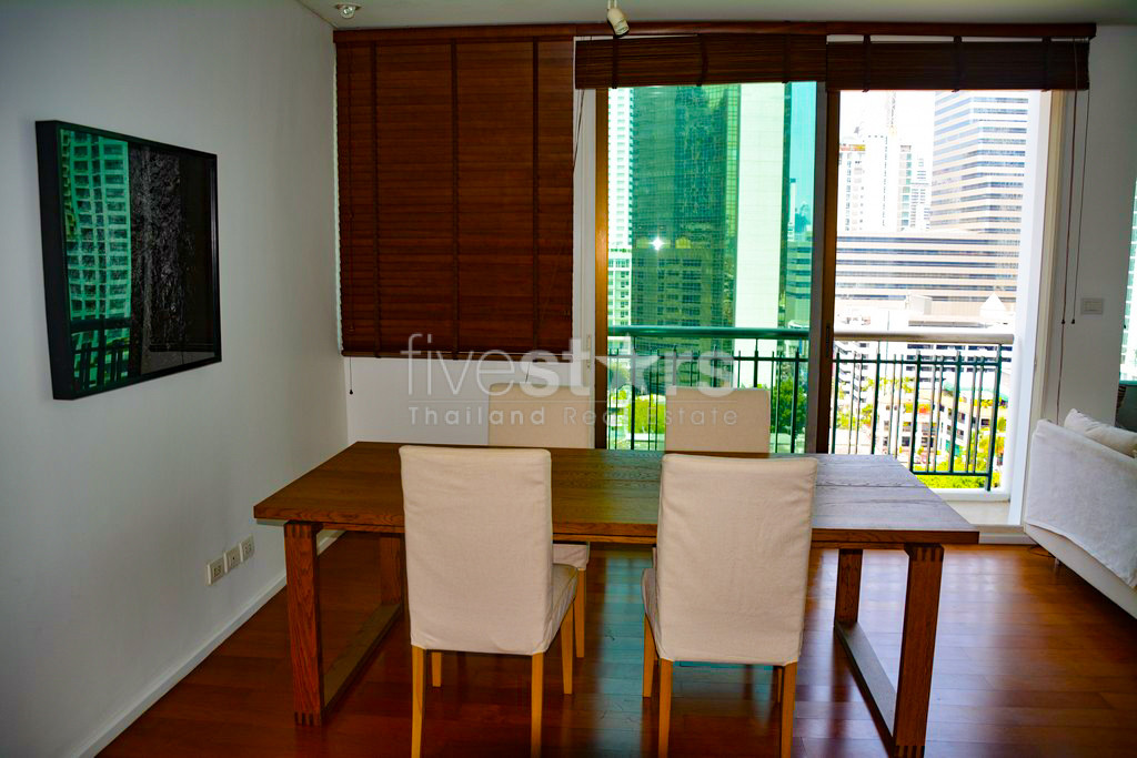 Appartement 2 chambres spacieux proche BTS Asoke et MRT Sukhumvit, photo 6