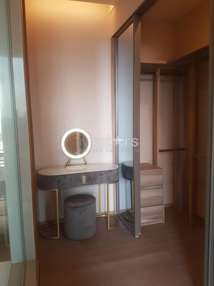 Appartement moderne de 2 chambres à louer près de la station de BTS Asoke, photo 7