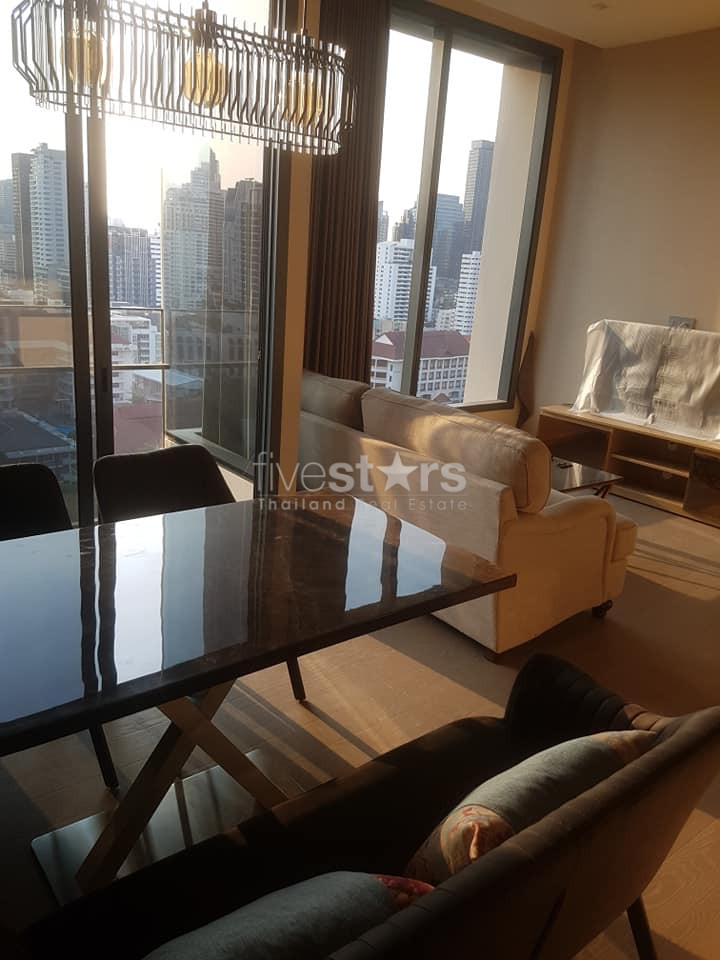 Appartement moderne de 2 chambres à louer près de la station de BTS Asoke, photo 4