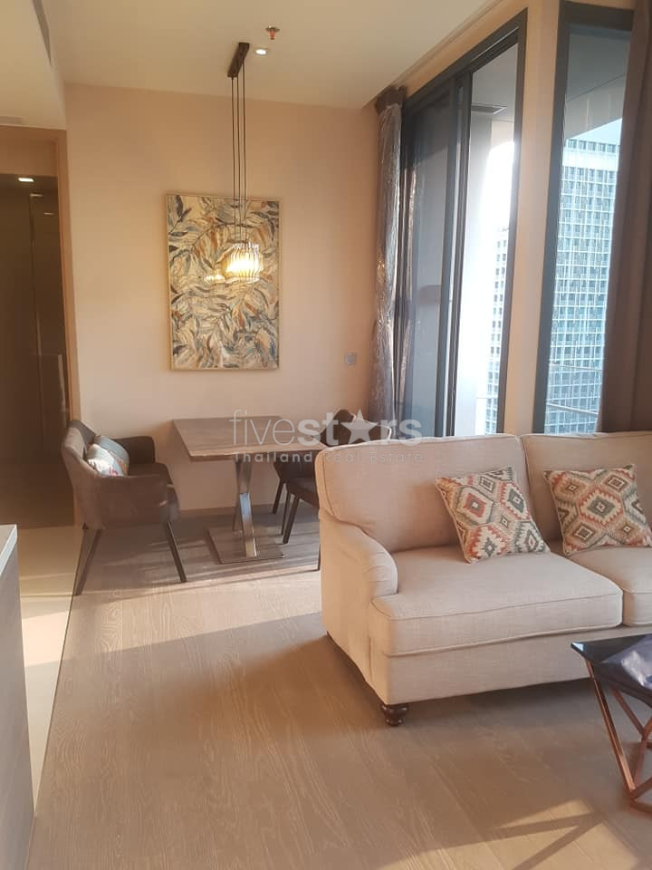 Appartement moderne de 2 chambres à louer près de la station de BTS Asoke, photo 3