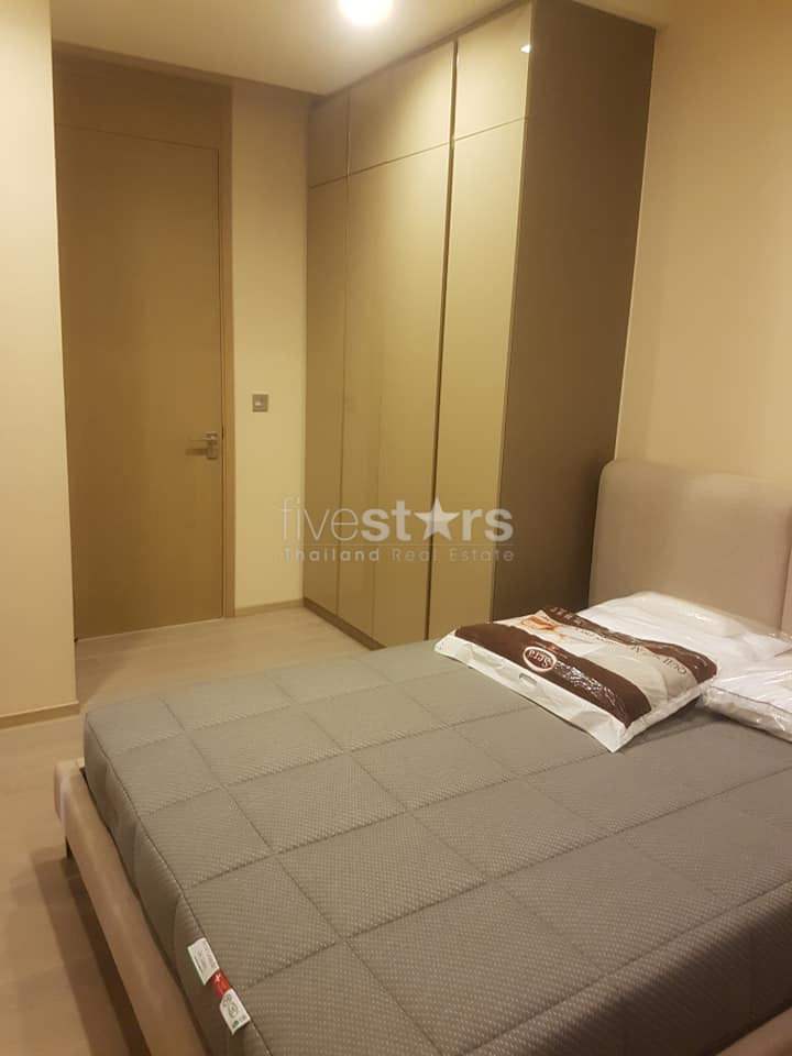 Appartement moderne de 2 chambres à louer près de la station de BTS Asoke, photo 13