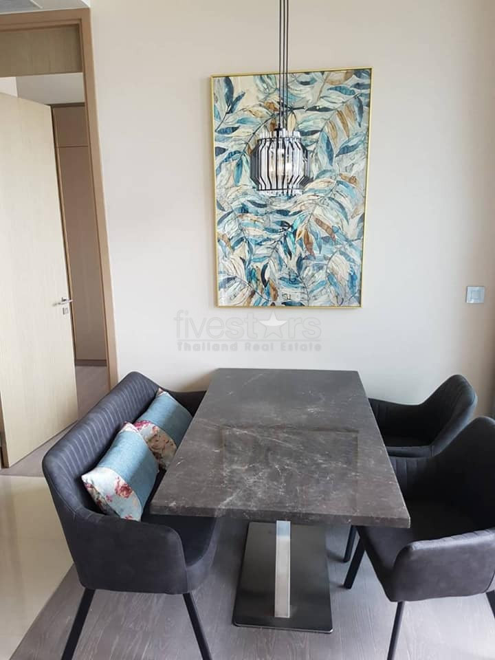 Appartement moderne de 2 chambres à louer près de la station de BTS Asoke, photo 10
