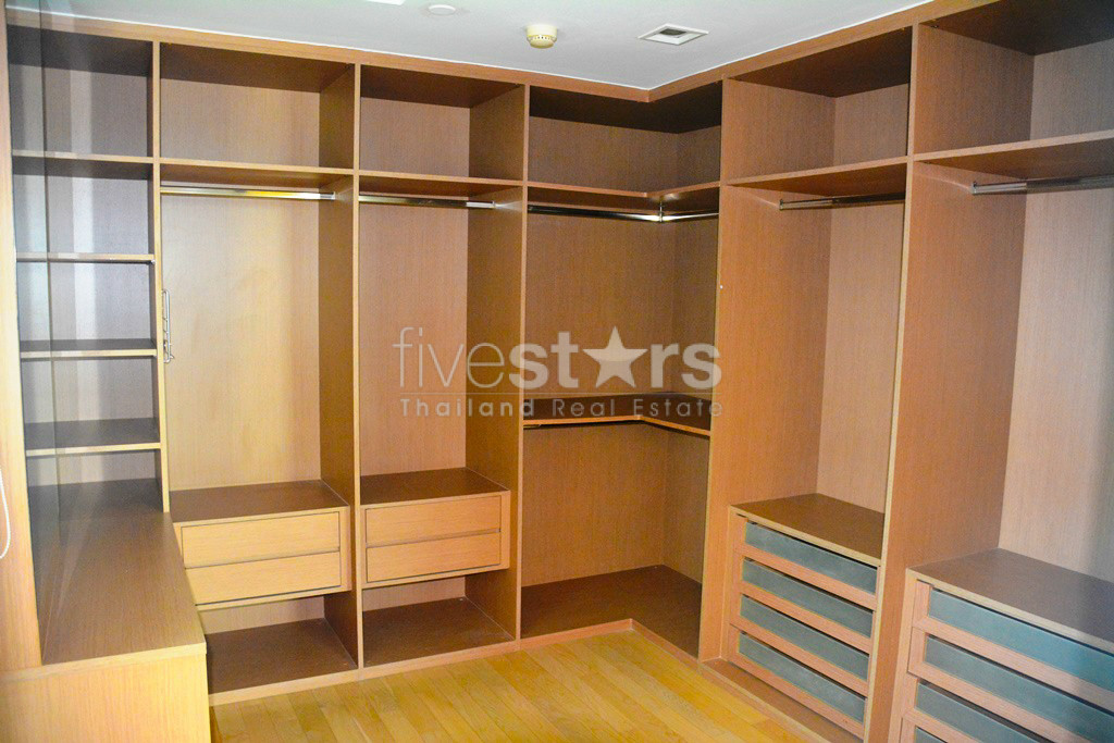 Penthouse 3 chambres type duplex à vendre proche BTS Asoke, photo 18