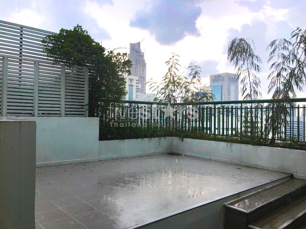 Penthouse 3 chambres type duplex à vendre proche BTS Asoke, photo 2