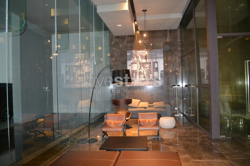 2 bedroom condo for rent near BTS Nana, photo 8
