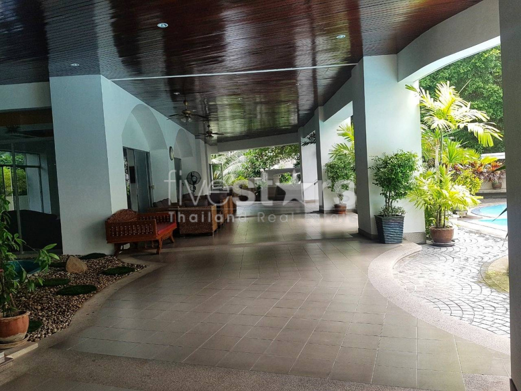 Spacious 4 bedroom apartment for rent in Sukhumvit, photo 12