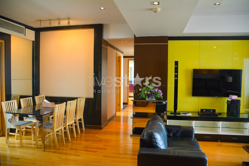 High-floor 3-bedroom condo for sale close to BTS Asoke, photo 6