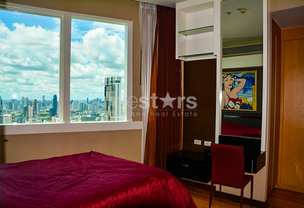 High-floor 3-bedroom condo for sale close to BTS Asoke, photo 13