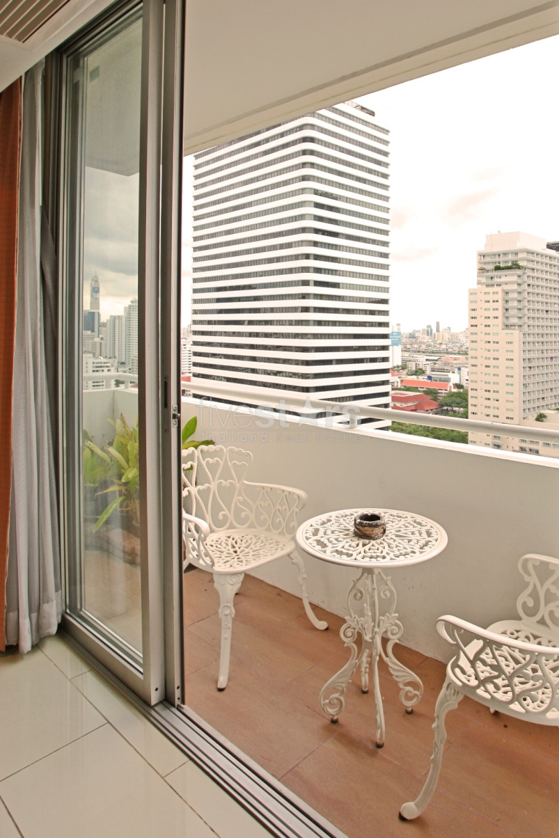 2 bedroom furnished condominium near Asoke BTS and Sukhumvit MRT, photo 9