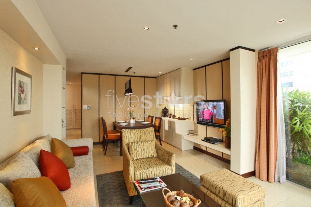 2 bedroom furnished condominium near Asoke BTS and Sukhumvit MRT, photo 2