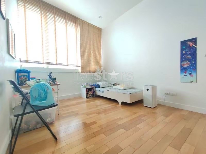 Condo spacieux de 3 chambres à l'étage supérieur à louer dans la région d'Asoke, photo 15