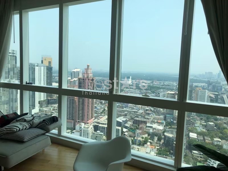Condo spacieux de 3 chambres à l'étage supérieur à louer dans la région d'Asoke, photo 4