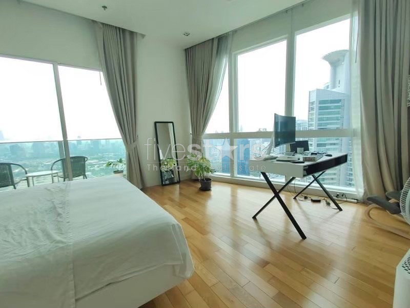 Condo spacieux de 3 chambres à l'étage supérieur à louer dans la région d'Asoke, photo 13