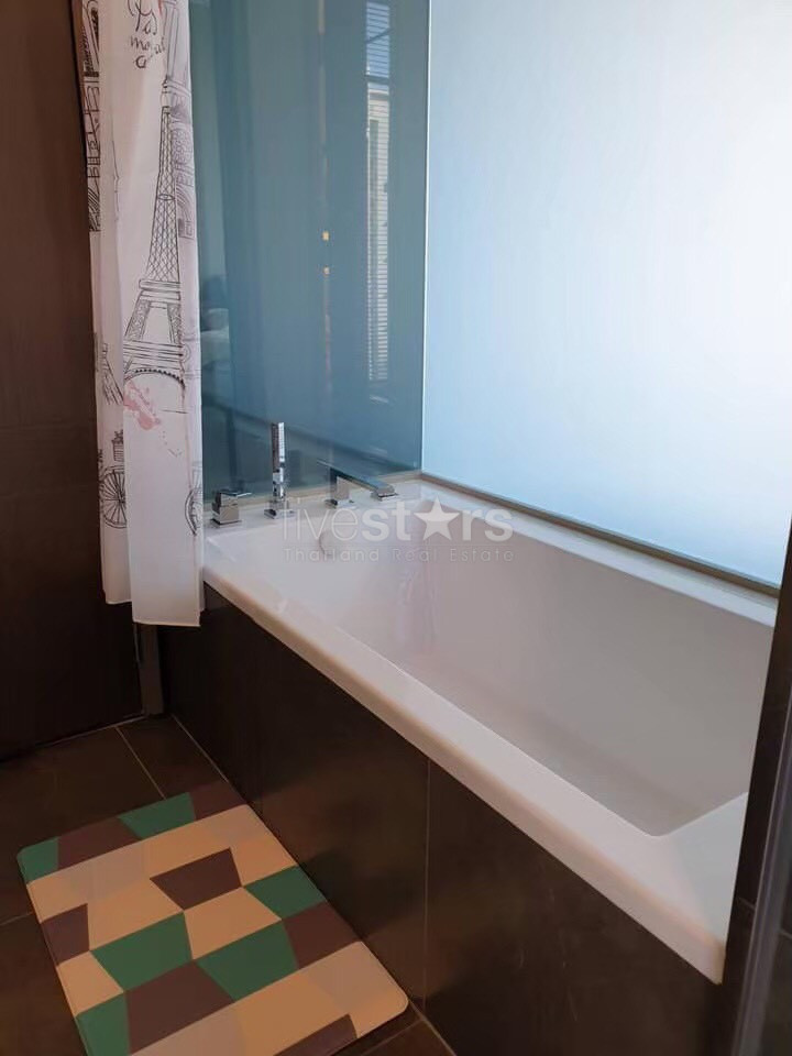 Luxury 1 bedroom condominium for rent in Asoke, photo 11