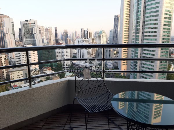 2 bedroom condo for rent in Asoke close to BTS and MRT, photo 3