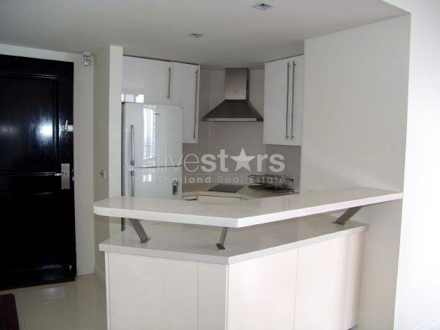 2 bedroom condo for rent in Asoke close to BTS and MRT, photo 6