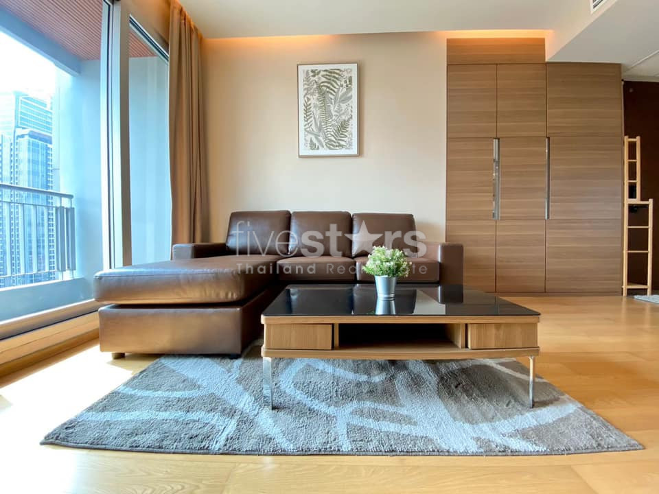 2 bedrooms condominium for rent close to MRT Petchburi station, photo 2