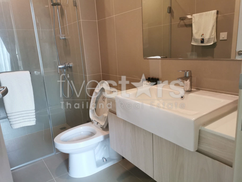 2 bedroom brand new condo for rent close to Asoke BTS station, photo 8