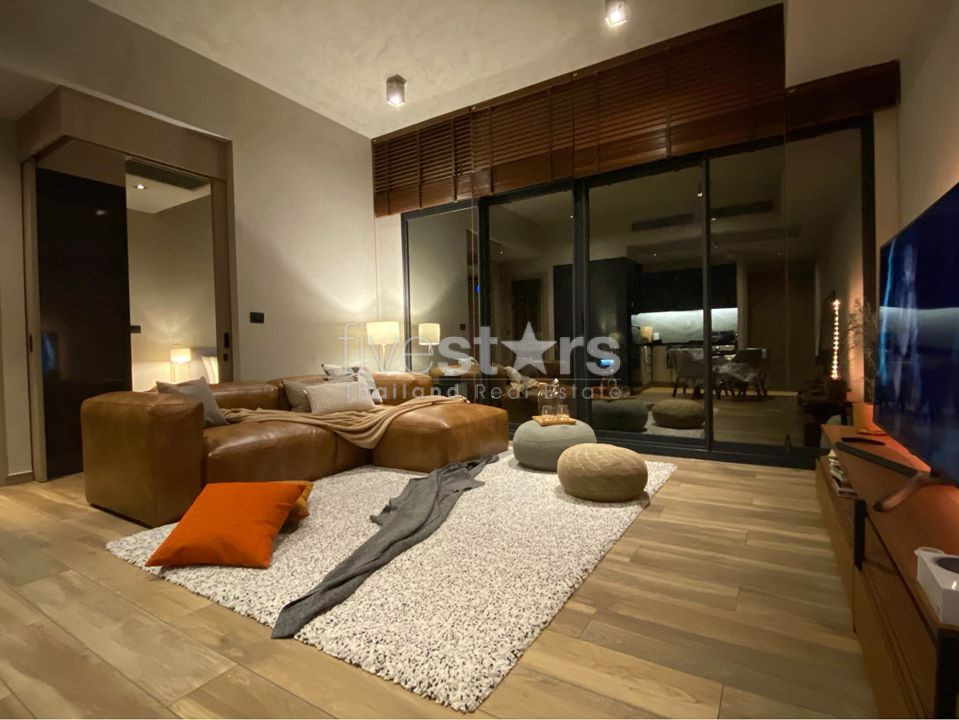 Modern 2 bedrooms condo for rent only 3 minutes walk to MRT Petchburi, photo 2