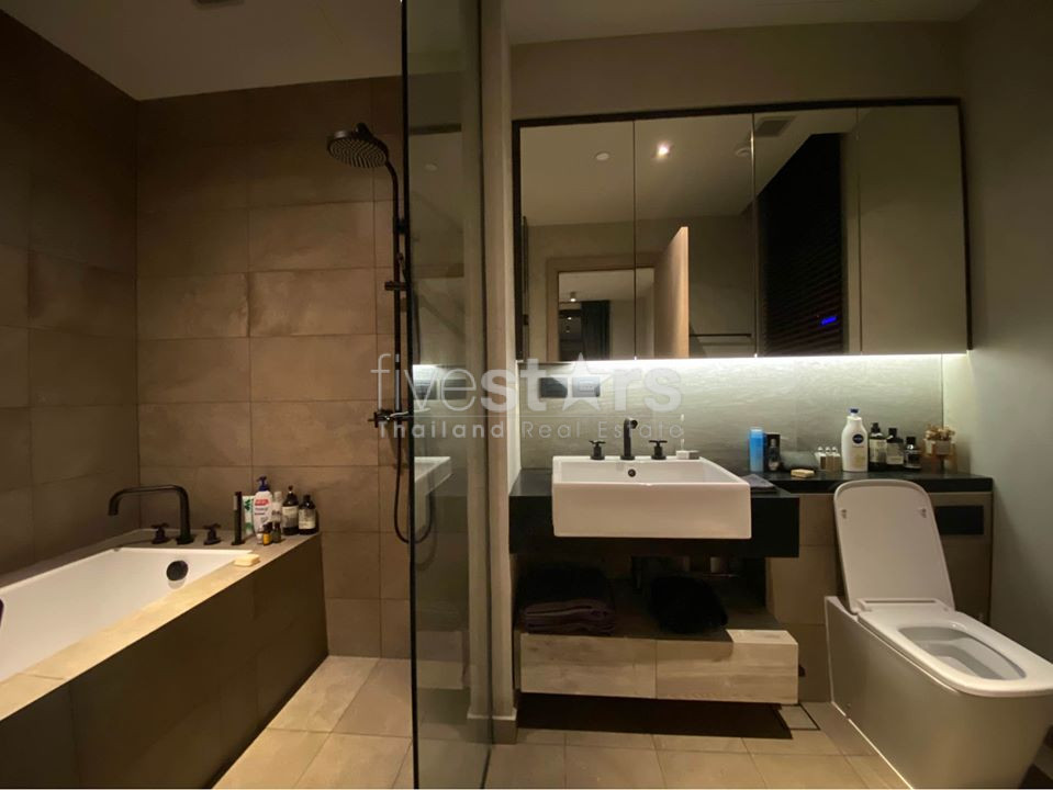 Modern 2 bedrooms condo for rent only 3 minutes walk to MRT Petchburi, photo 12