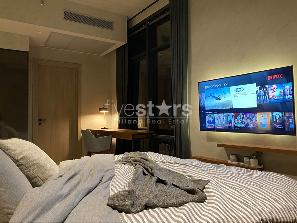 Modern 2 bedrooms condo for rent only 3 minutes walk to MRT Petchburi, photo 5