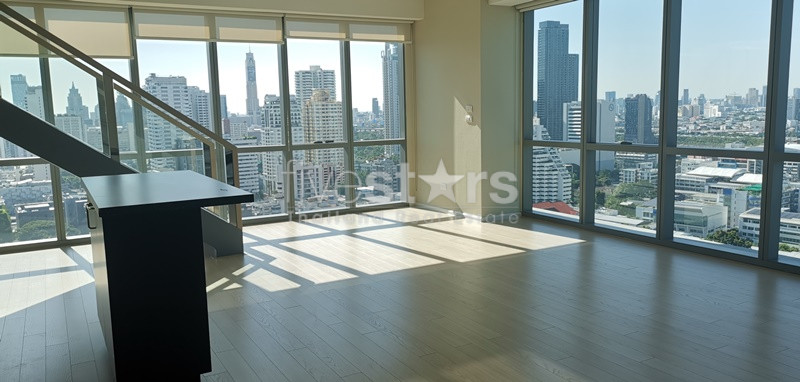 2 bedroom duplex open view condo for rent on Asoke
