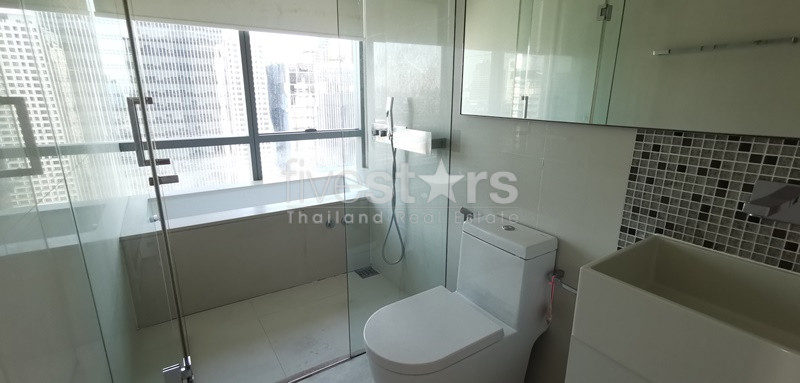 2 bedroom duplex open view condo for rent on Asoke, photo 5