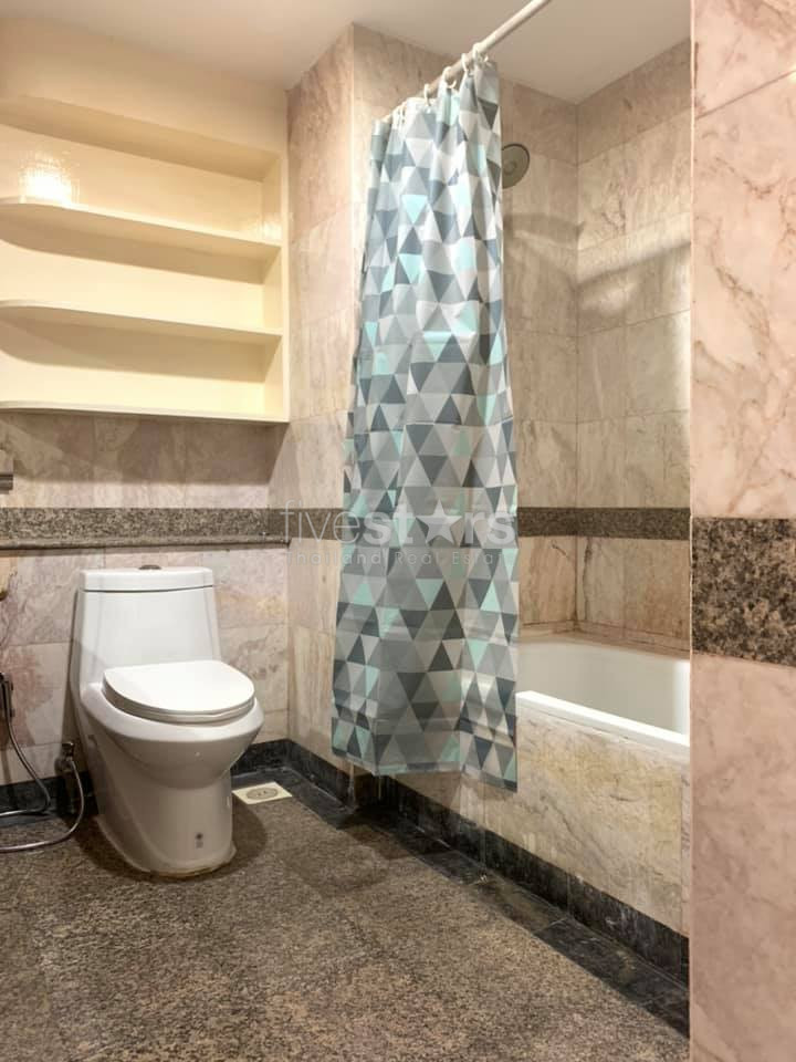 2 bedroom furnished condominium near Asoke BTS and Sukhumvit MRT, photo 7