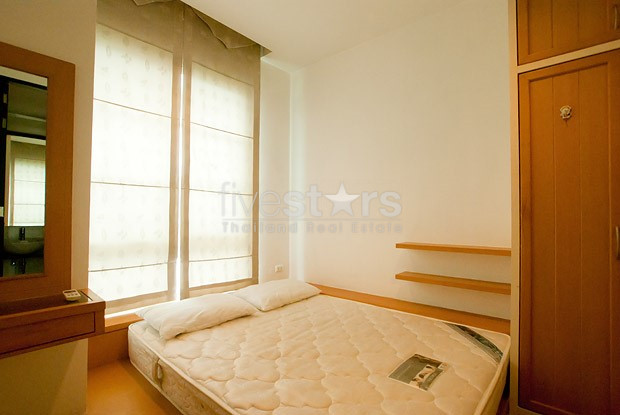 2 bedrooms condo for rent near BTS Asoke, photo 7