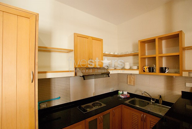 2 bedrooms condo for rent near BTS Asoke, photo 11