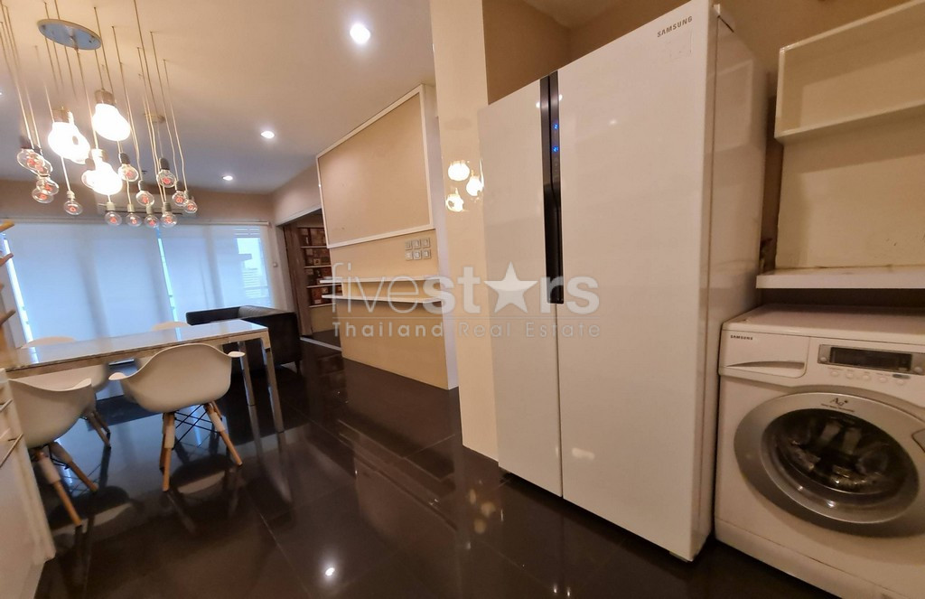 Appartement 2 chambres haut en étage quartier Asoke, photo 6