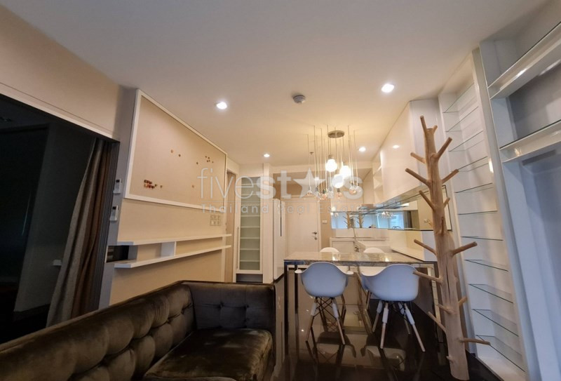 Appartement 2 chambres haut en étage quartier Asoke, photo 7