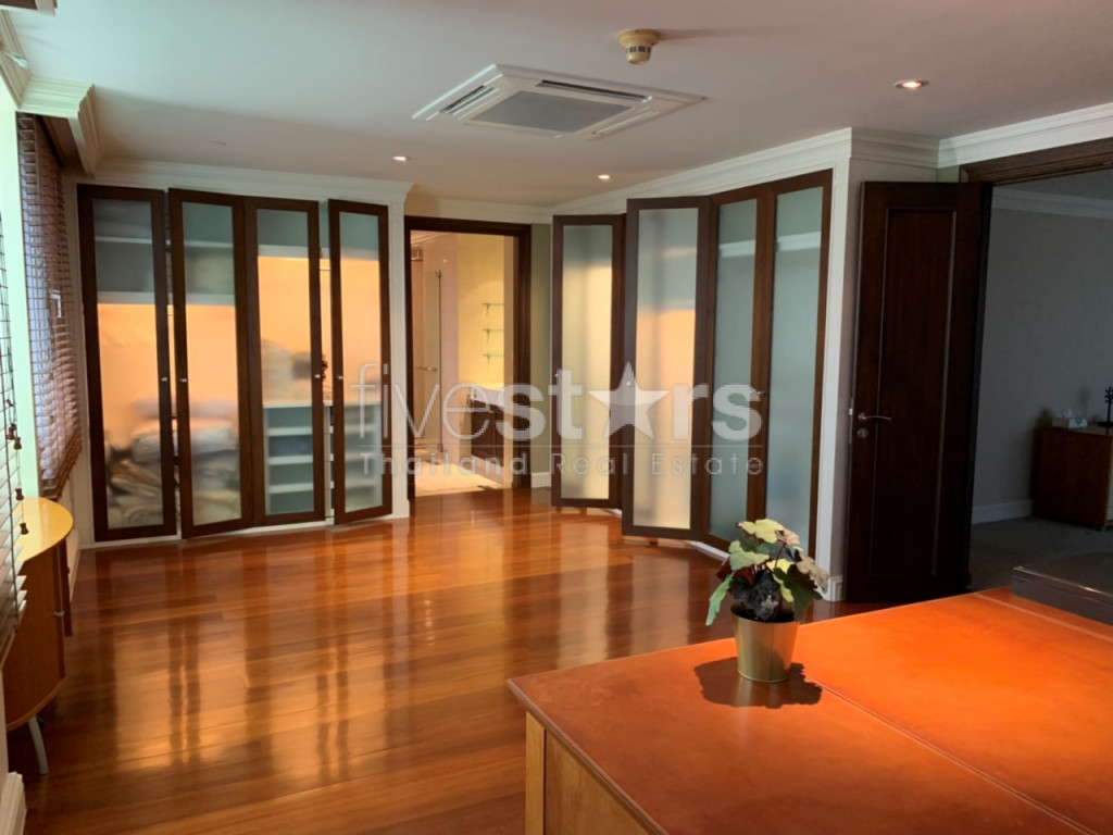 Penthouse for rent 4 bedrooms close to BTS Asoke, photo 7