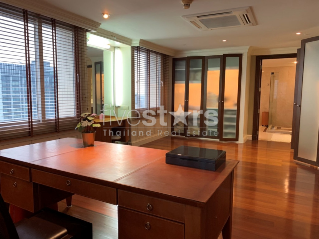 Penthouse for rent 4 bedrooms close to BTS Asoke, photo 6