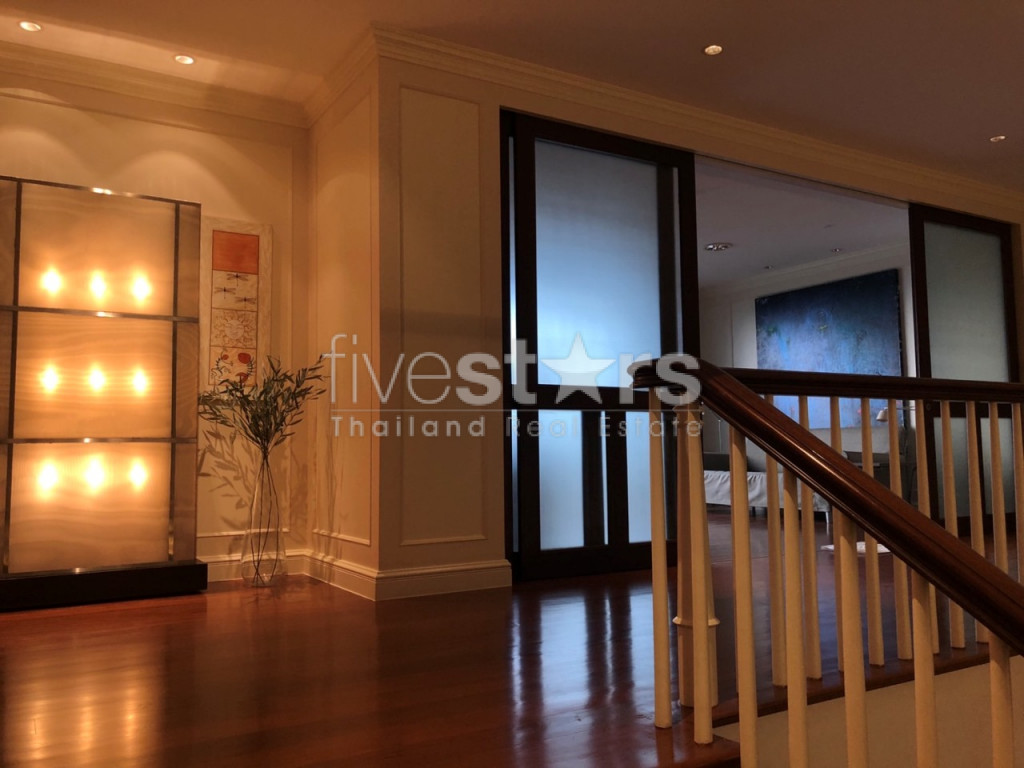 Penthouse for rent 4 bedrooms close to BTS Asoke, photo 8