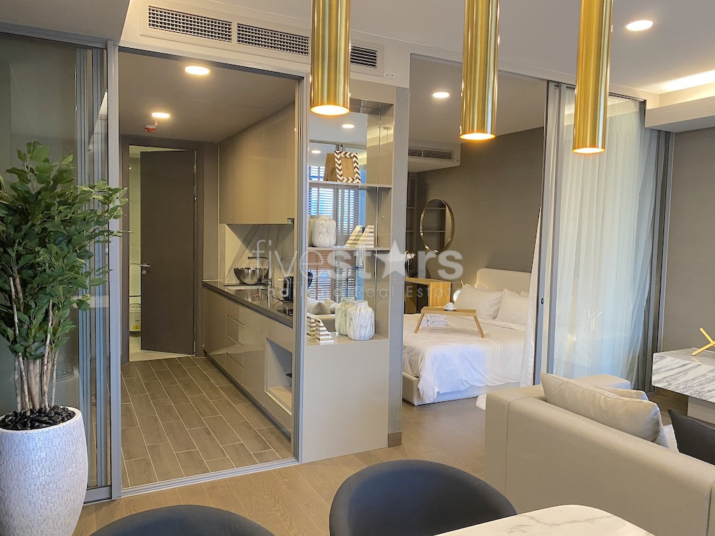 Appartement de standing avec 1 chambre à louer en face du parc Benjakitti, photo 7
