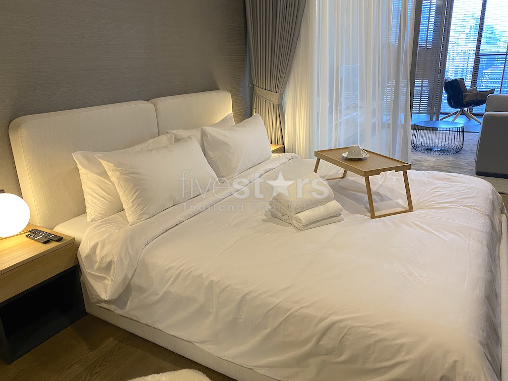 Appartement de standing avec 1 chambre à louer en face du parc Benjakitti, photo 13