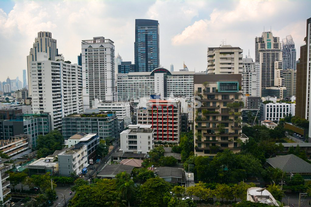 Condo de 2 chambres à vendre près du BTS Asoke