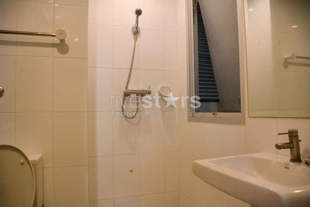 Condo de 2 chambres à vendre près du BTS Asoke, photo 18