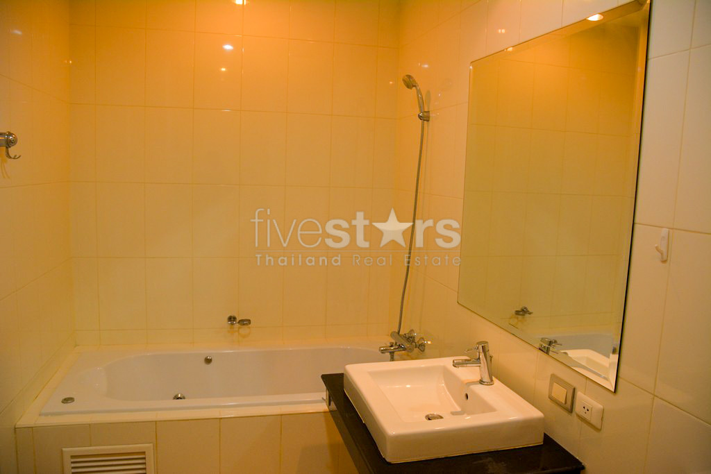 Condo de 2 chambres à vendre près du BTS Asoke, photo 16