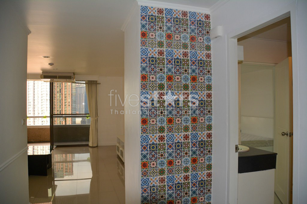 Appartement 1 chambre quartier Asok proche BTS, MRT et Airport Link, photo 3