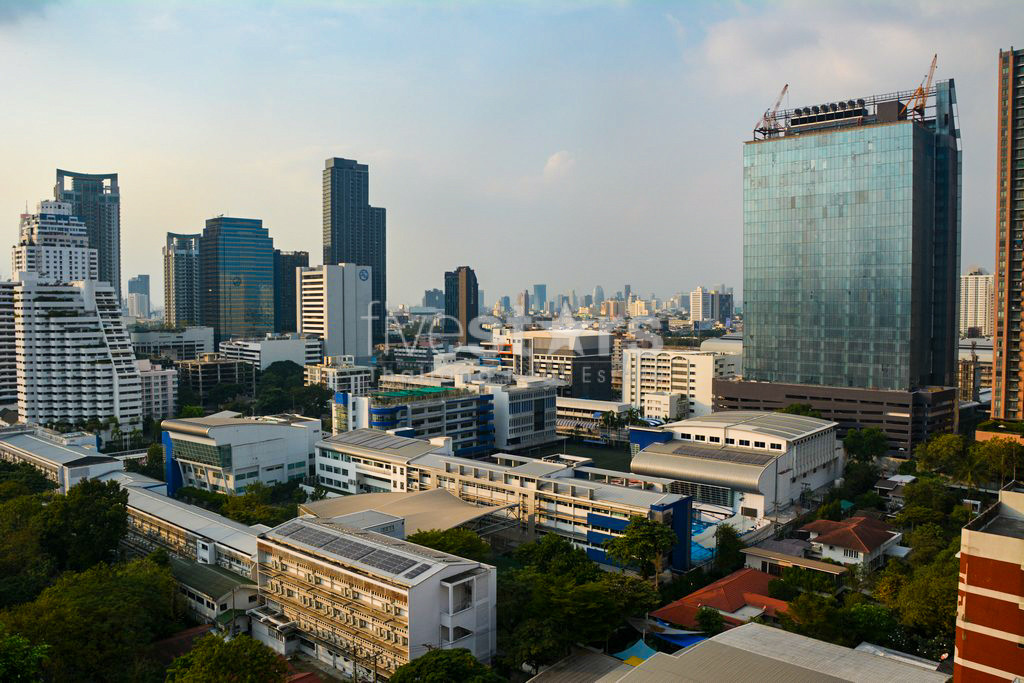 Appartement 1 chambre quartier Asok proche BTS, MRT et Airport Link, photo 2
