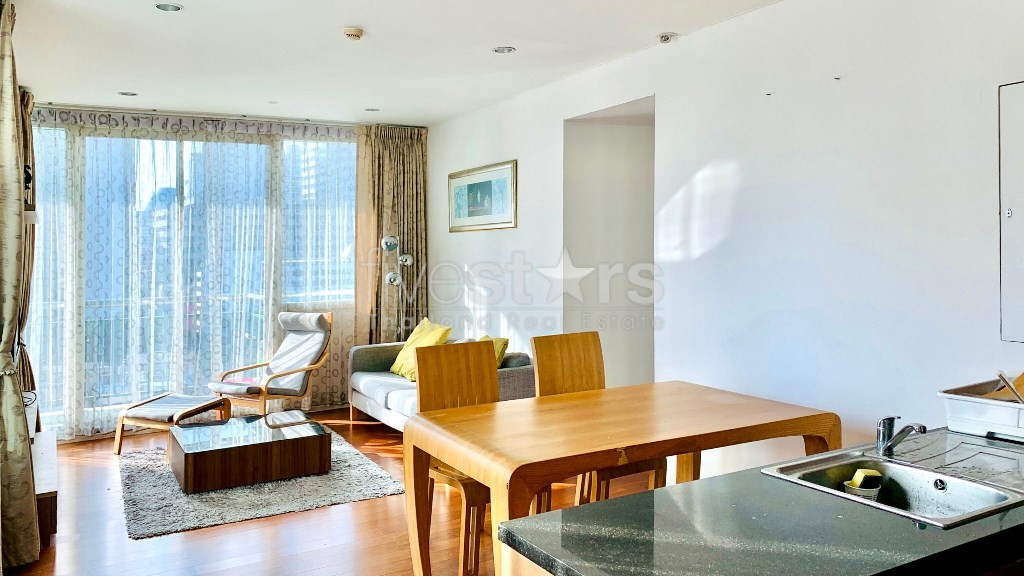2 bedroom condo for rent on Asoke