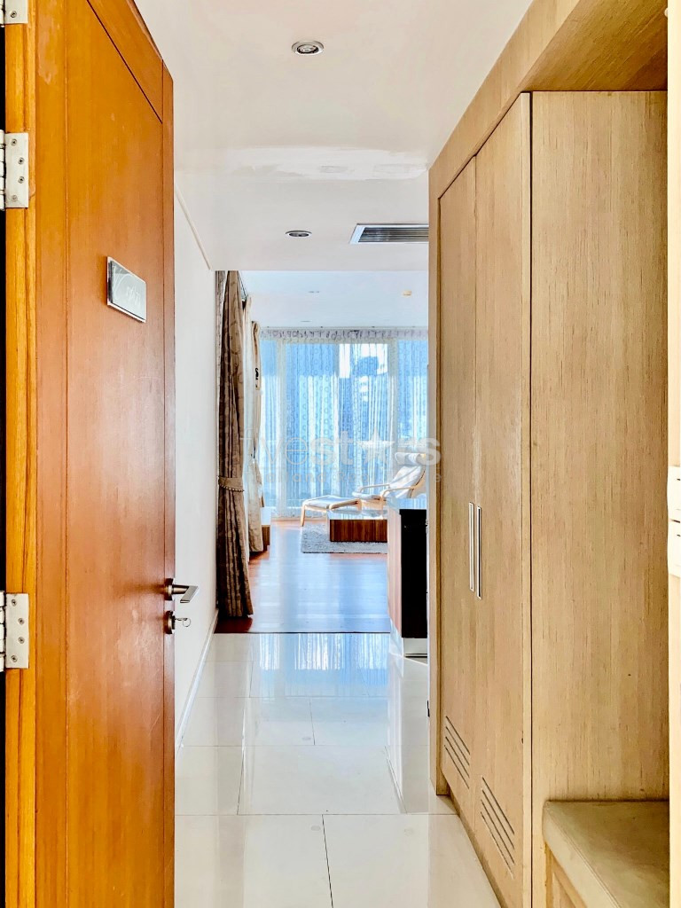 2 bedroom condo for rent on Asoke, photo 3