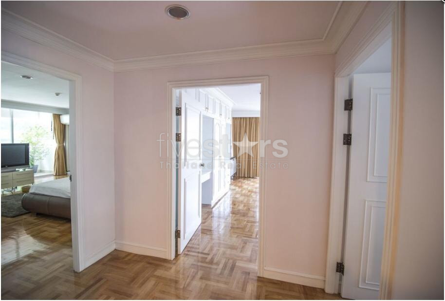 3 bedroom spacious condo for rent on Asoke to Phrom Phong, photo 5