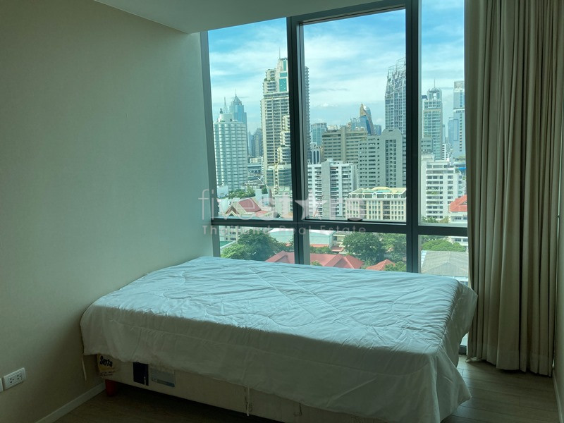 2 bedroom duplex open view condo for rent on Asoke, photo 5