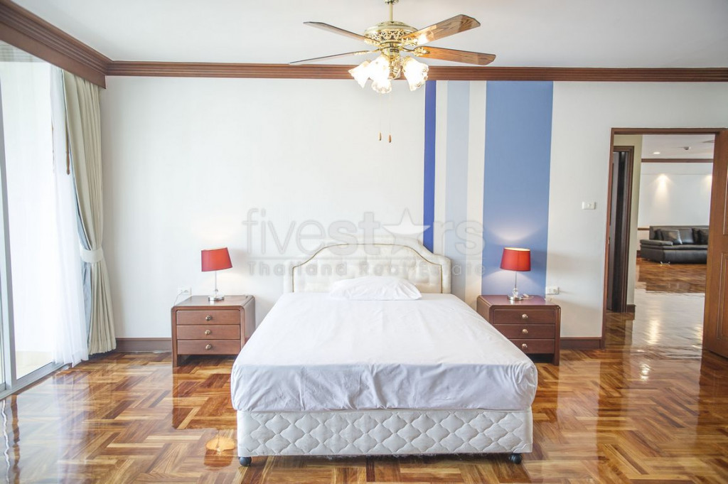 4 bedroom spacious condo for rent on Asoke to Phrom Phong, photo 14